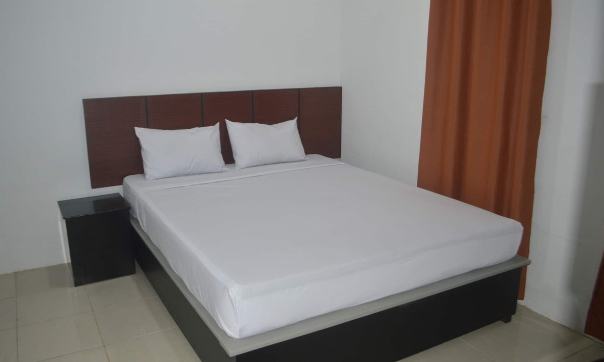 Padang Hotel | Lovetel