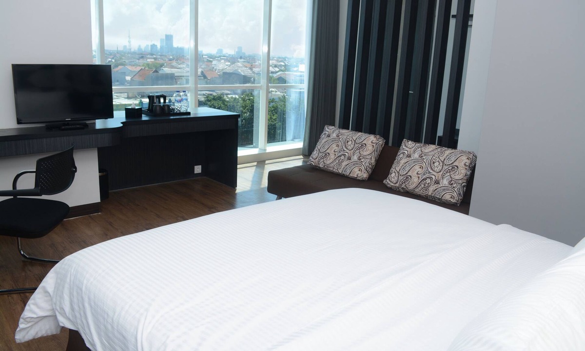 Surabaya Hotel | Luminor Hotel Jemursari by WH