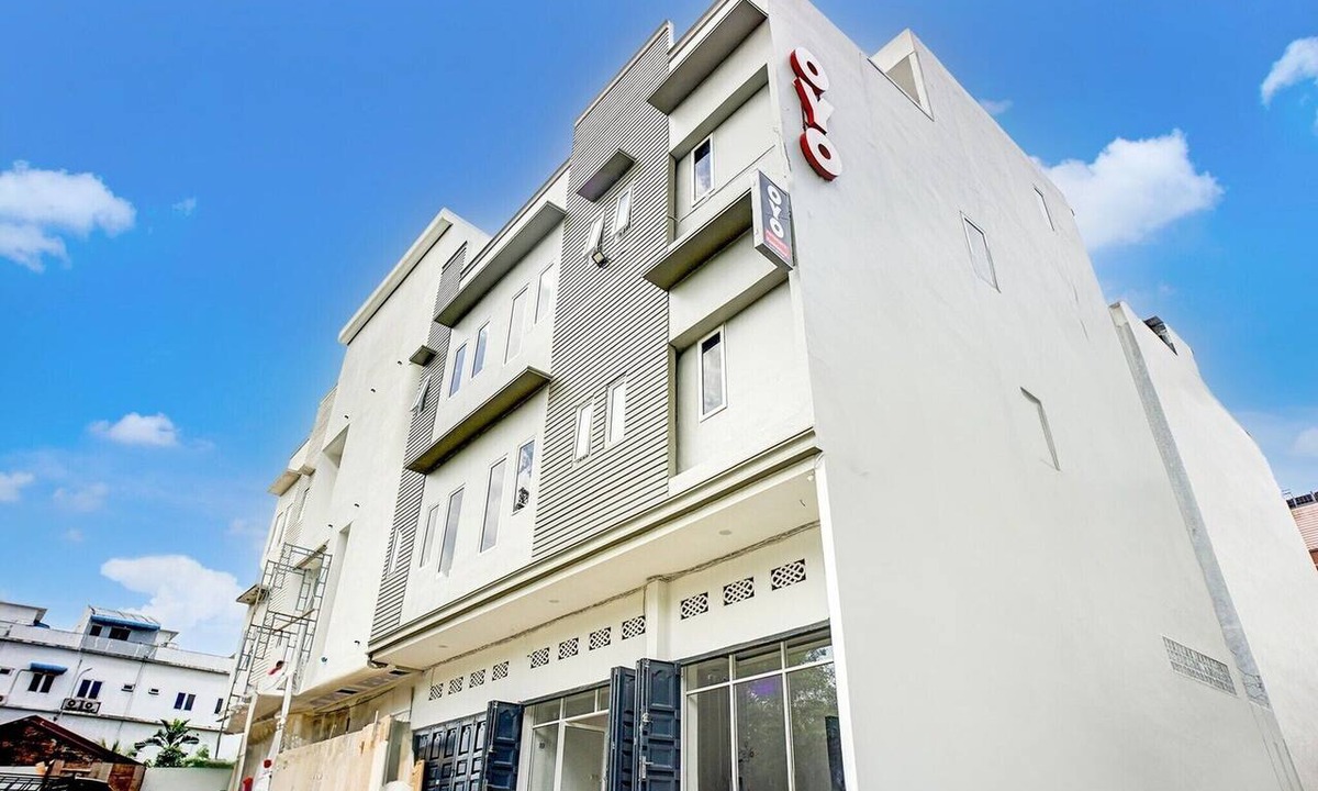 Medan House | Luxury Deluxe DBL Retreat W/Free WiFi and Parking
