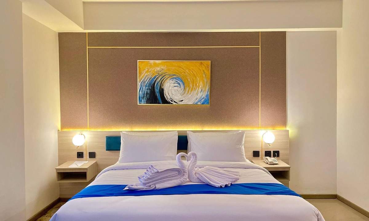 Tuban Sub-District Hotel | LYNN Hotel Tuban