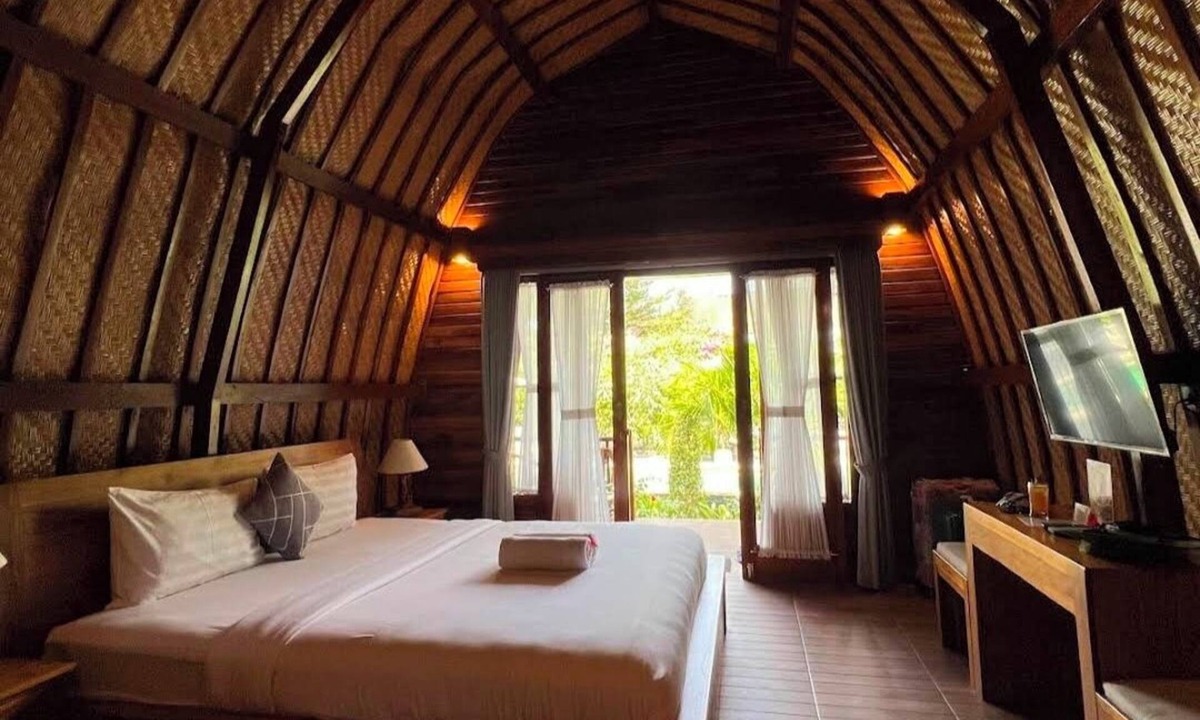 Kerobokan Hotel | MAILAKU HOUSE