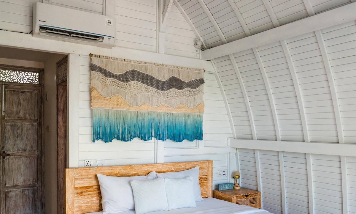 Penida Island Hotel | Mambo Beach Resort