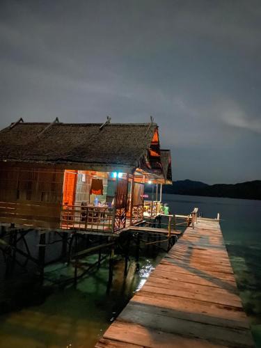 Yenbeser Hotel | Mantorom homestay