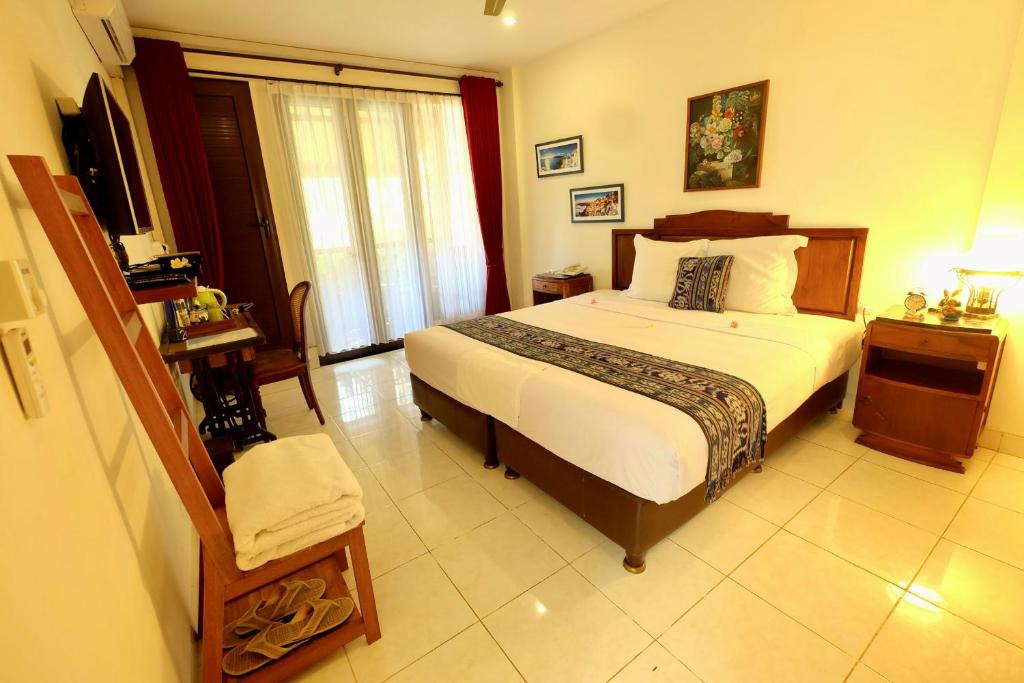 Denpasar Timur Hotel | Manzelejepun Villa & Pavilion