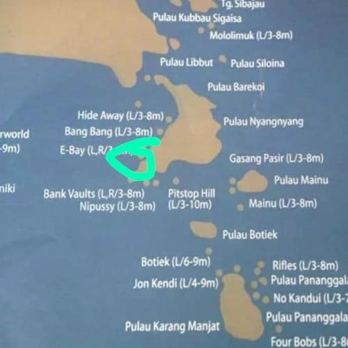 Pulau Masokut Hotel | Masokut Surf Camp Siberut E"bay 1 minute walking Beng-Beng 5 minute walking,Pitstop 10 minute walking nipussy 1 hour walking short walking only minute distances from our place