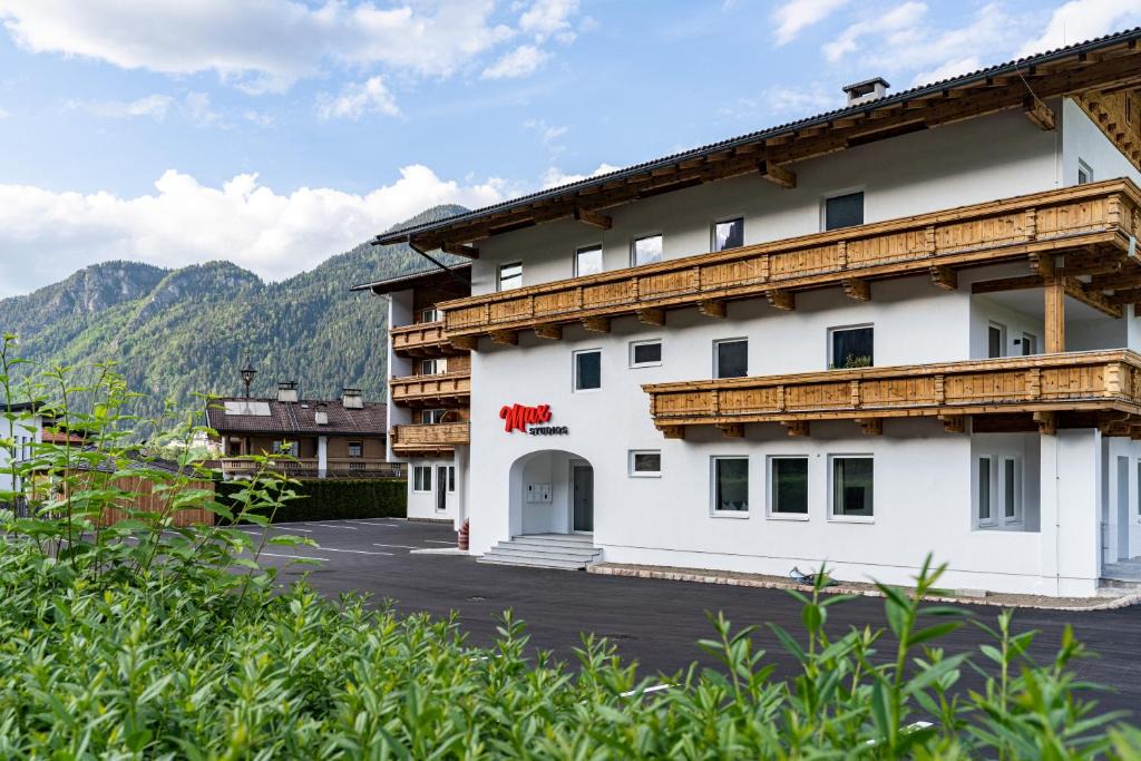 Schlitters Apartment | Max Studios & Apartments - Zillertal