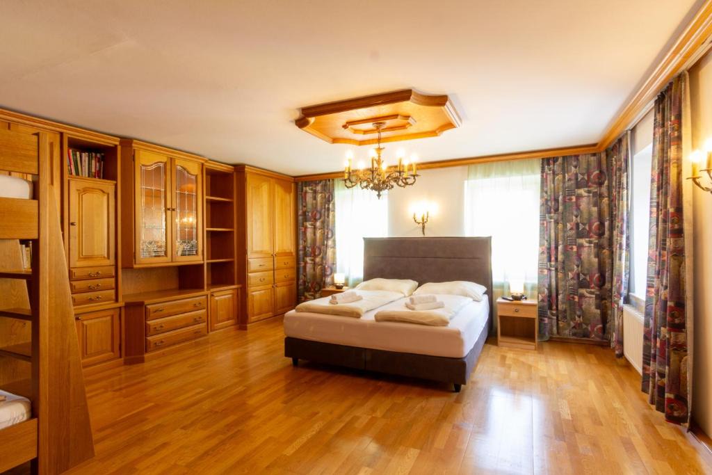 Bad Goisern Hotel | Metzgerwirt Vieh Heli