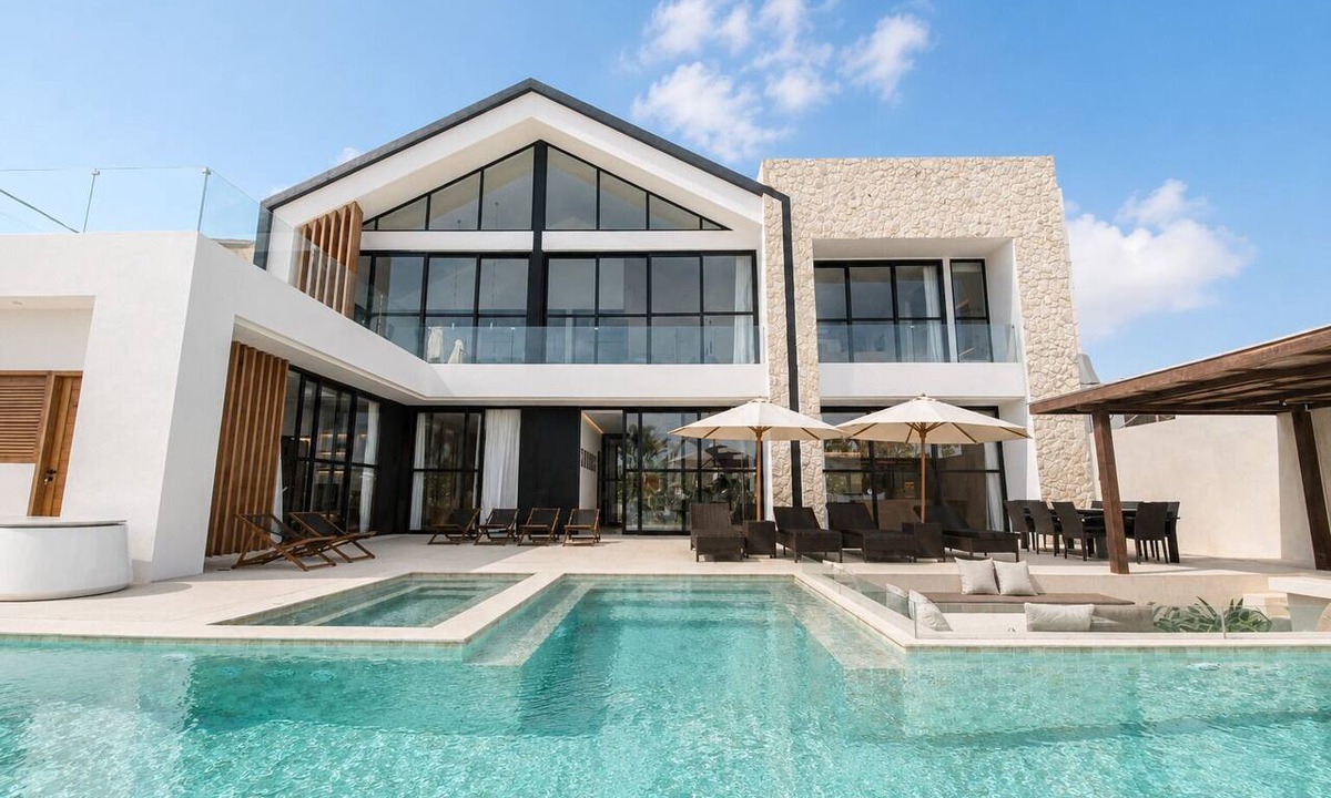 Sawangan House | Modern 4 BR Villa Ocean View Nusa Dua