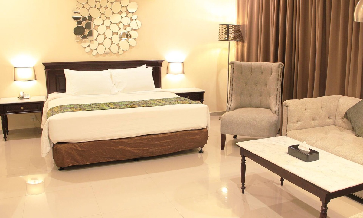Gubeng Hotel | Narita Hotel Surabaya