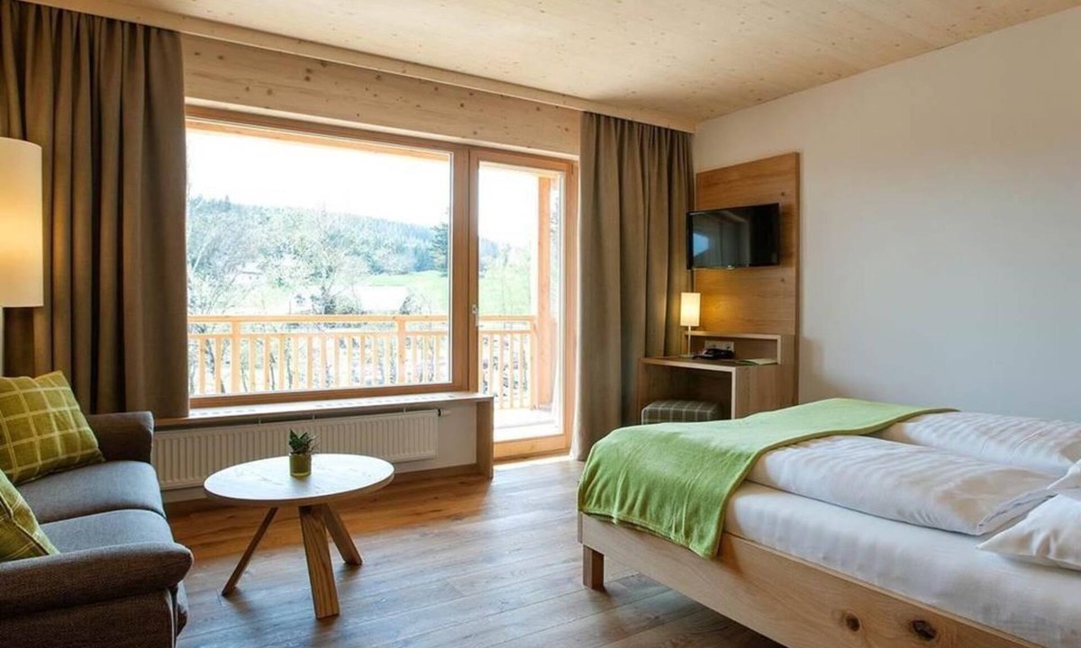 Anger House | Nature park room from 3 nights incl. half board - Naturhotel Bauernhofer