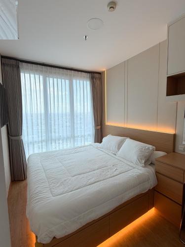 Chinatown Apartment | Newly Built 2026 Japandi City View Room, Glodok, Gym & Pool Access