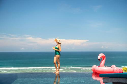 Sawangan Villa | Nusa Dua Cliff Ocean View with Private Beach
