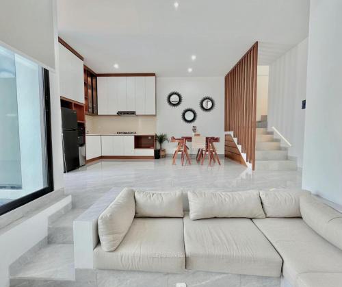 Sidakarya House | Oemah Tragas