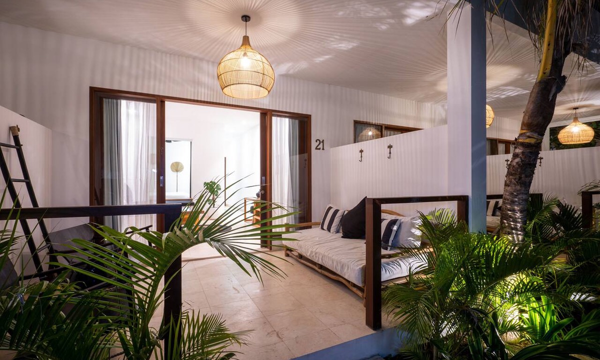 Jungut Batu Hotel | Ohana's Beachfront Resort & Beach Club