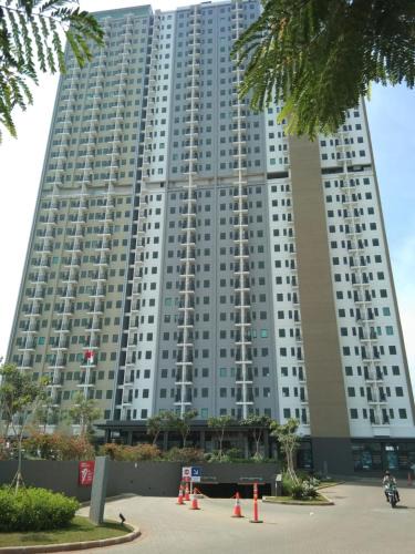 Old Jakarta Apartment | Osaka Riverview Apartement PIK2 Jakarta