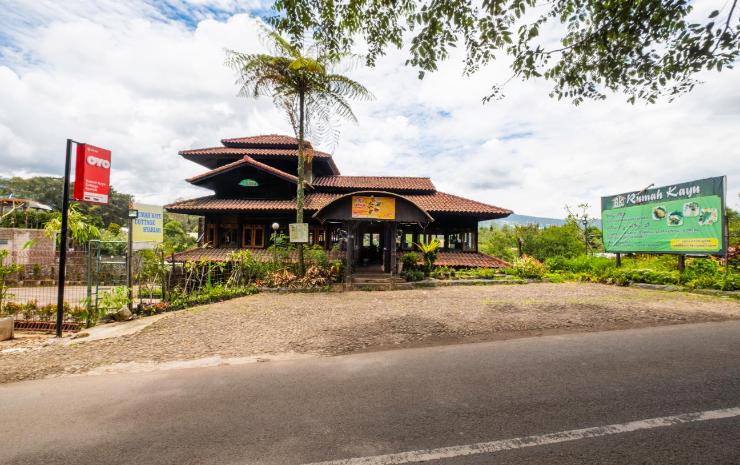 Parongpong Hotel | OYO 2640 Rumah Kayu Cottage Syariah