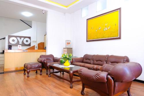 Ngaglik Hotel | OYO 354 '32 Guest House