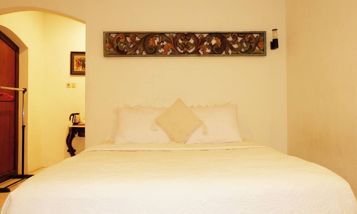 Oro Oro Ombo Hotel | OYO 604 Cemara S Homestay