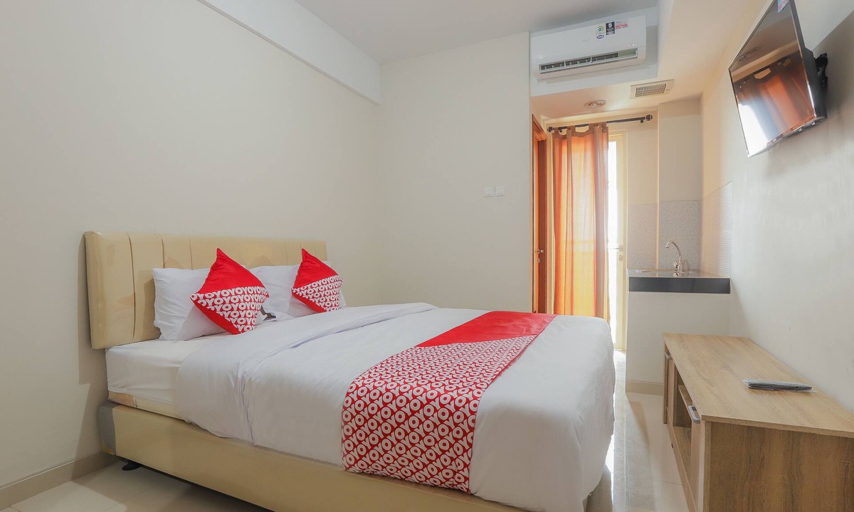 Depok Hotel | OYO 630 Green Lake View Cimanggis