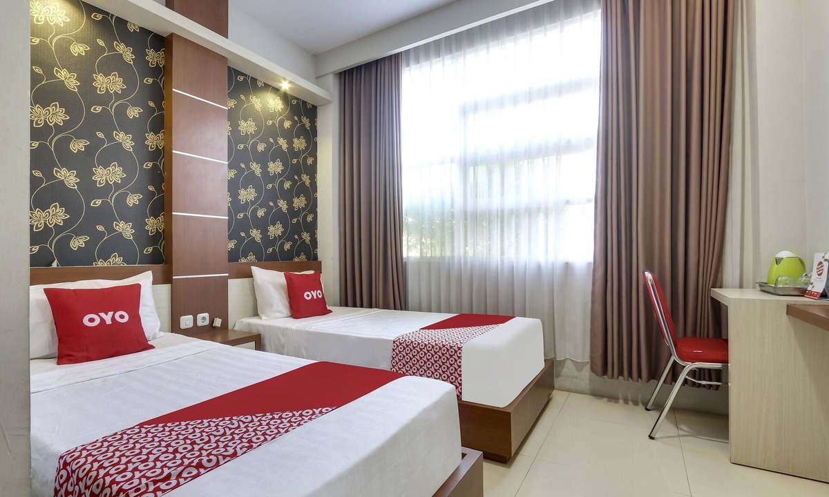 Purwodadi Hotel | OYO 90973 Hotel Karunia Pkpri Grobogan