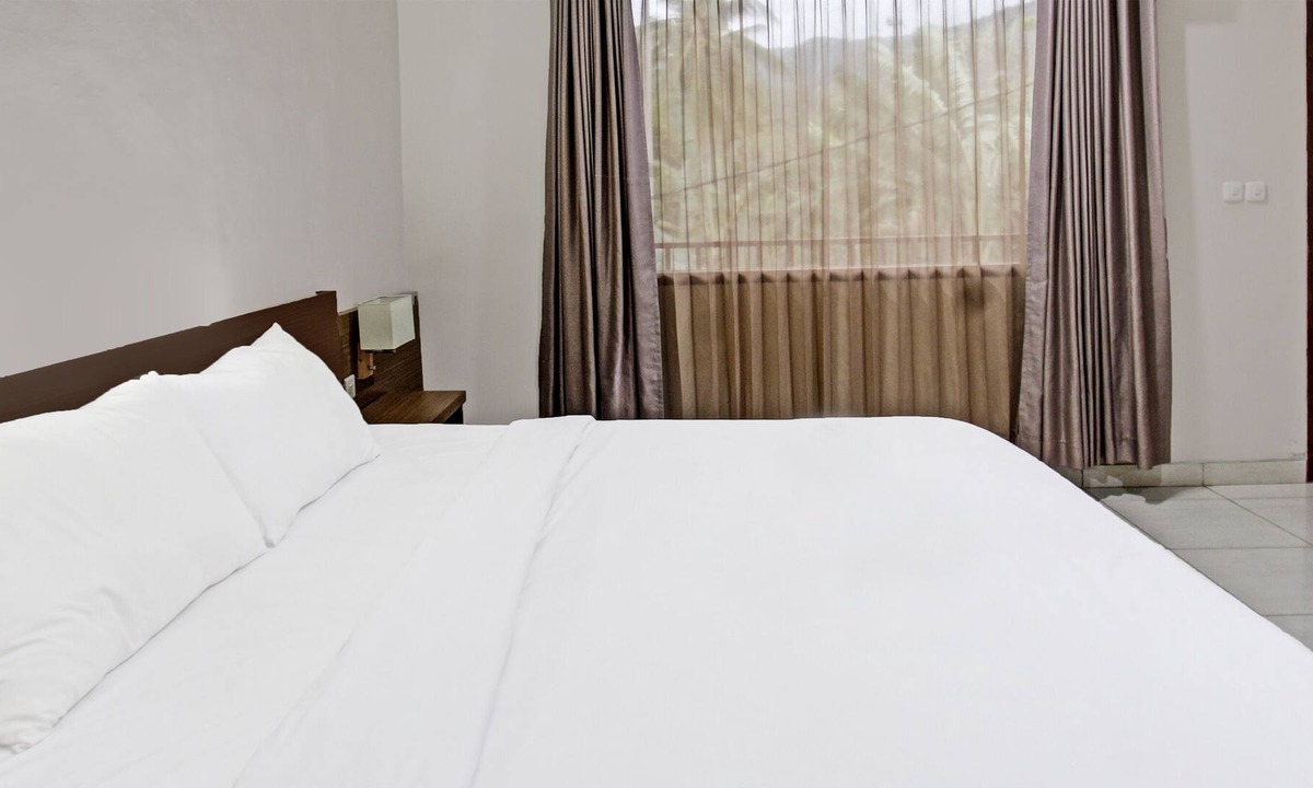 Kecamatan Janapria Hotel | OYO 91696 Kimara Homestay & Resto