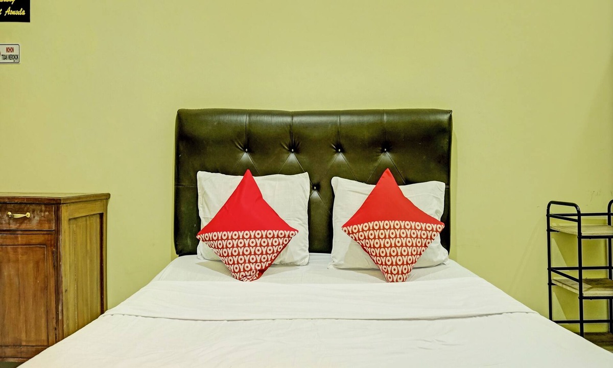 Palembang Hotel | OYO 93187 Kusuma Residence Syariah
