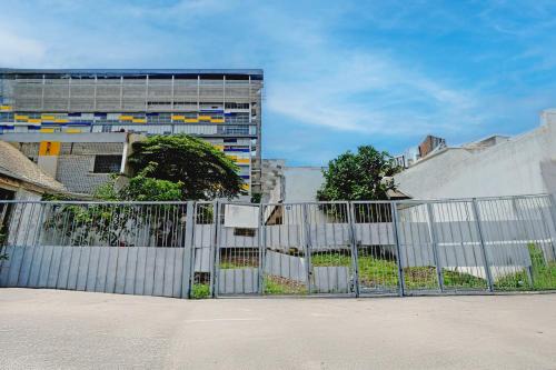 Siwalankerto Hotel | OYO 95041 Griya Indah Homestay