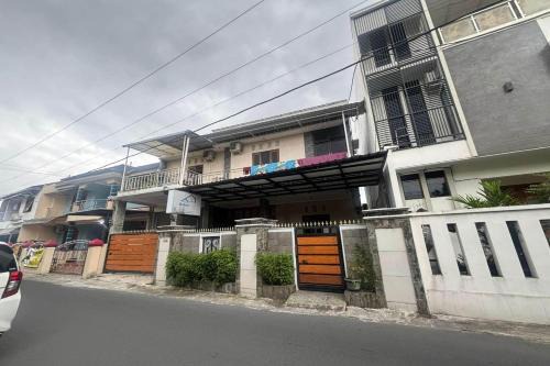 Pogung Lor Hotel | OYO 95075 Matoorstay Syariah