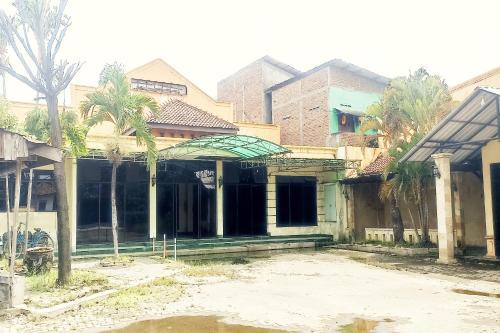 Semarang Utara Hotel | OYO 95141 Tanjung Mas Hotel