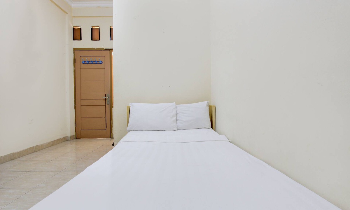 Solo City Centre Hotel | OYO Life 93662 Kost Pak Budi