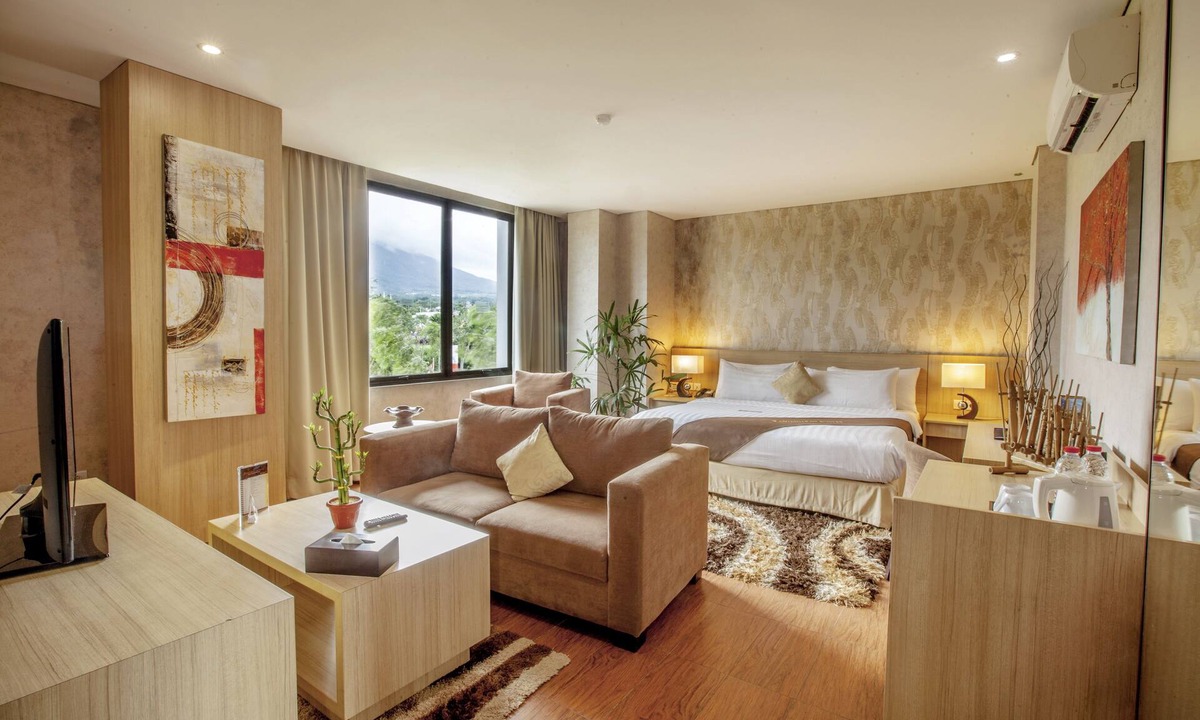 Bogor Selatan Hotel | Padjadjaran Suites Resort & Convention