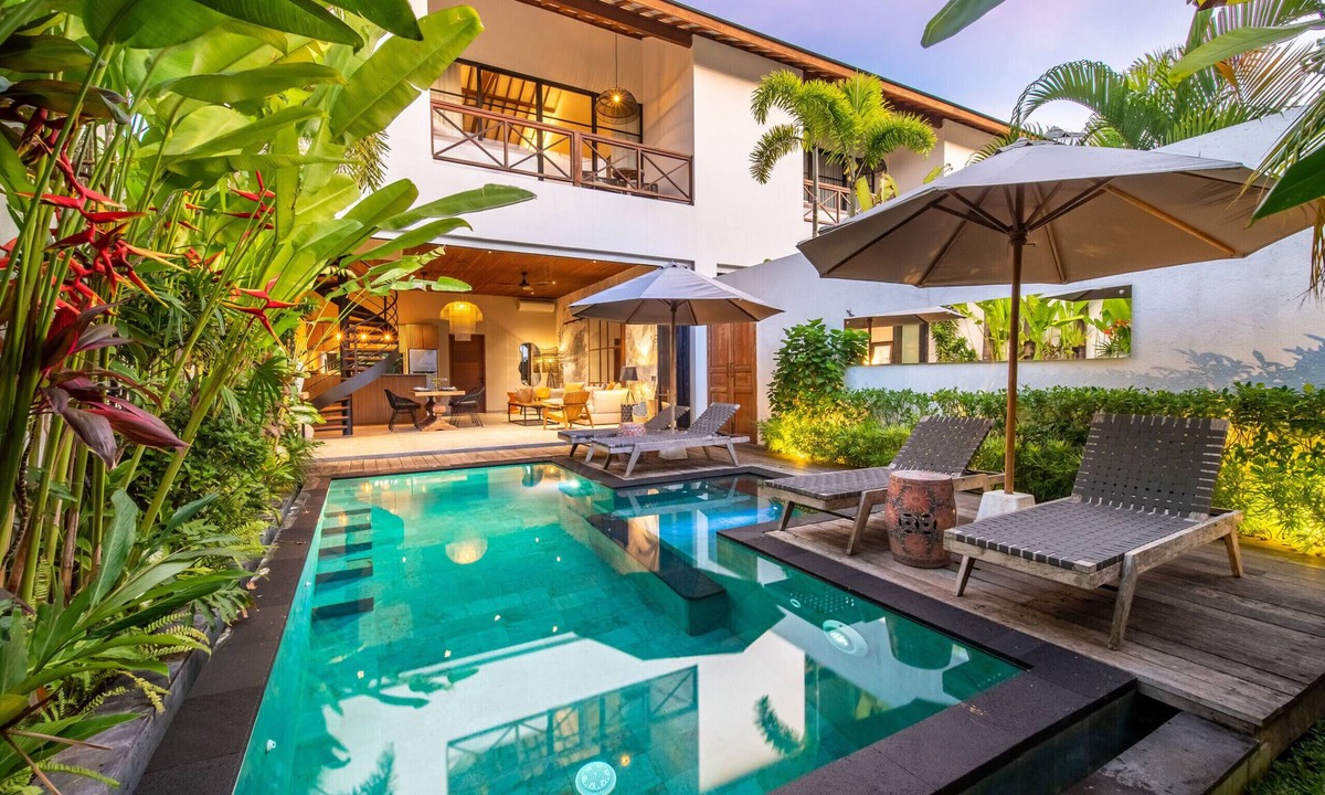 Pererenan Villa | Private Pool Garden Views Two King Bedrooms