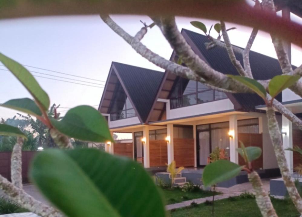 Gobleg House | Puri Gajah Homestay and Villas