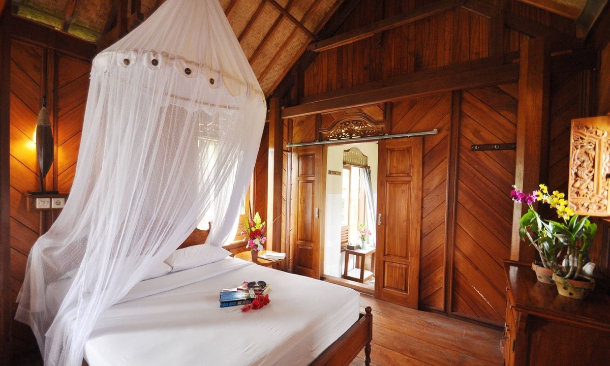 Munduk Hotel | Puri Lumbung Cottages, Restaurant & Spa