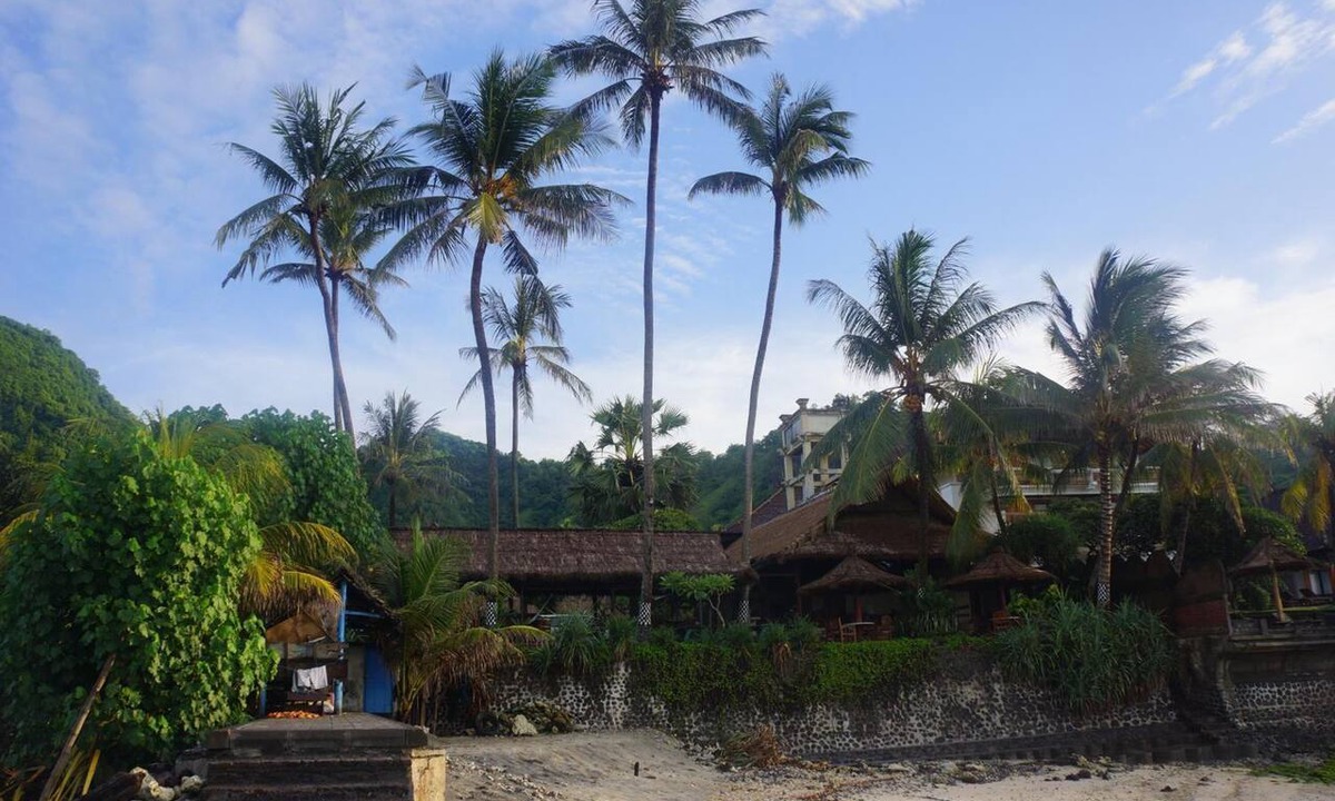 Candi Dasa Hotel | Puri Pandan Restaurant & Bungalows