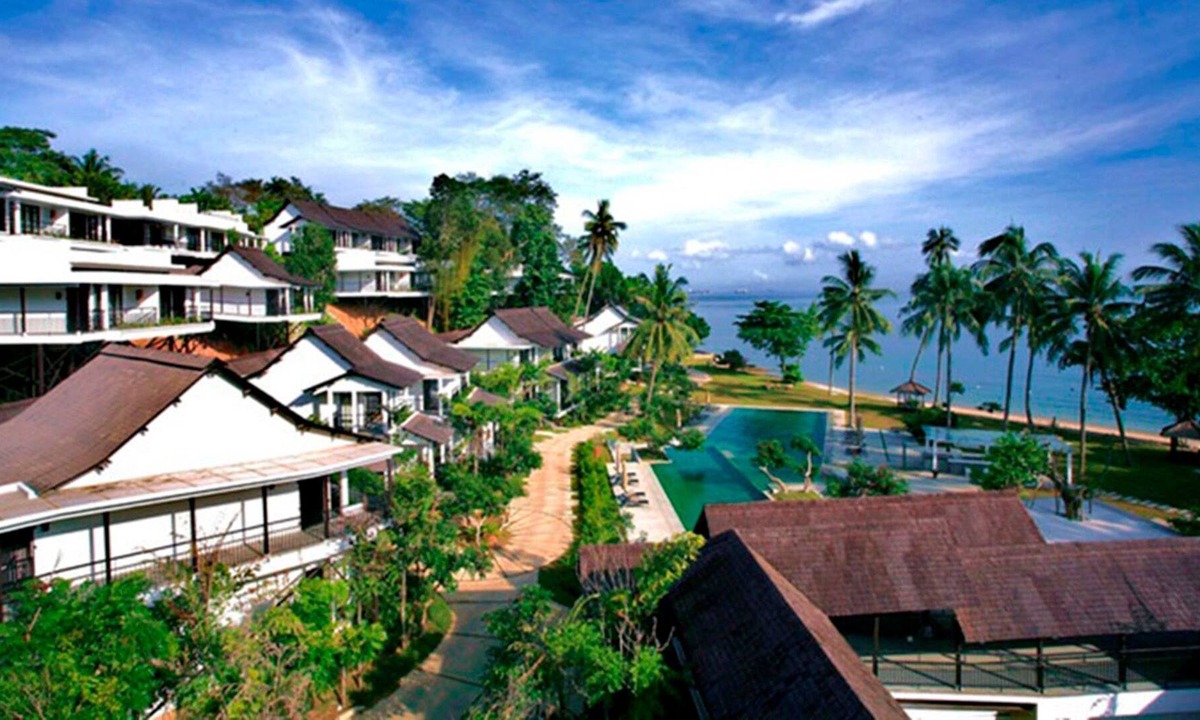 Batam Apartment | R 1152 Ajisaka’s Tirta Premier With Break Fast, Swimming Pool for children & Boat Trips