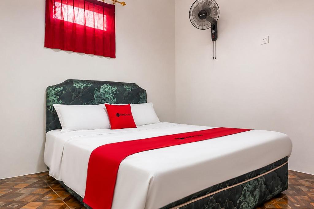 Batu Karas House | RedDoorz at Bintang Labuan Batukaras Pangandaran