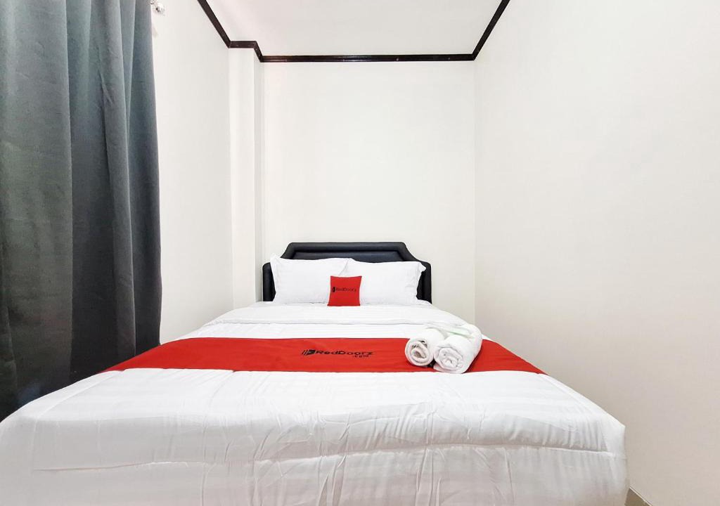 Yogyakarta Hotel | RedDoorz at Double A Guesthouse UMY