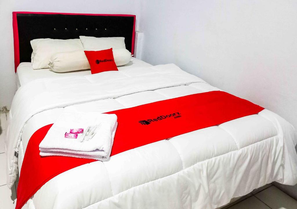 Gogagoman Hotel | RedDoorz @ Lolak Bolaang Mongondow