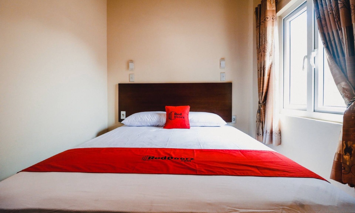 Cawang House | RedDoorz near Halim Perdanakusuma 3