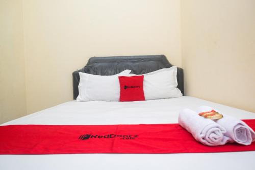 Catur Tunggal Hotel | RedDoorz near Plaza Ambarrukmo Yogyakarta
