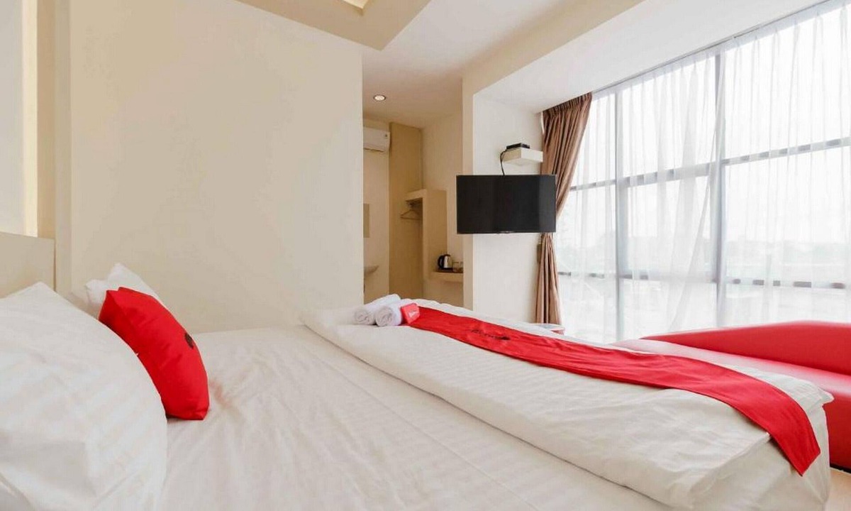 Medan House | RedDoorz Plus near Millenium ICT Centre Medan 2