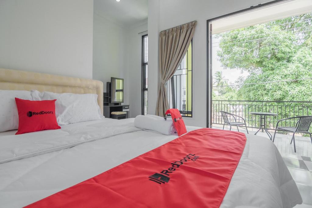 Jambi House | RedDoorz Syariah near Sultan Thaha Airport Jambi