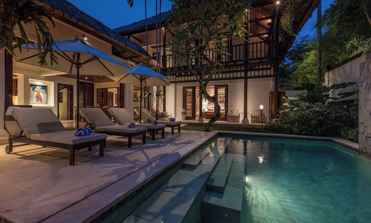 Jimbaran Bay Villa | Retreat 4BR Pool Villa Steps to Beach in Jimbaran