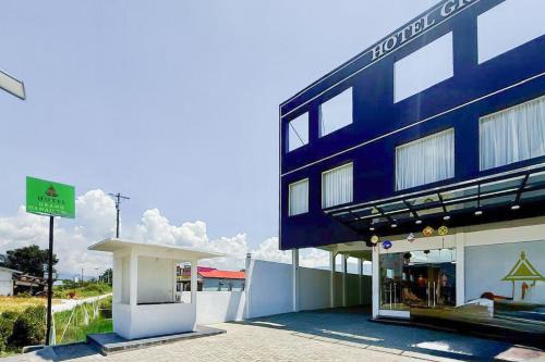 Balige Hotel | SANS Vibes Hotel Grand Danau Toba Balige