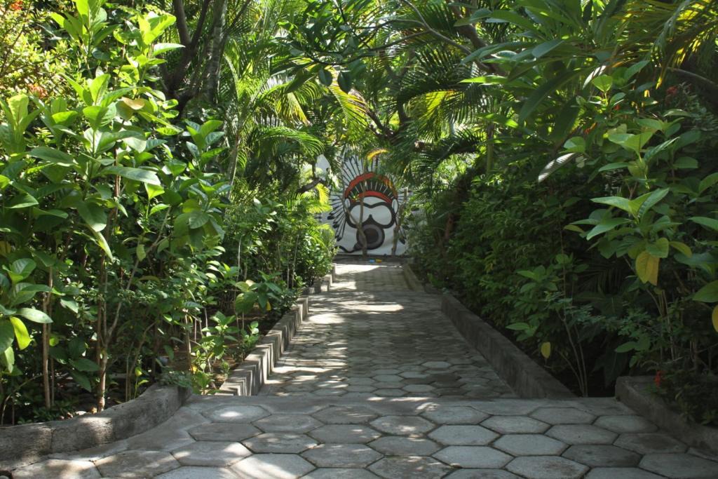 Tulamben Bed & Breakfast | Scuba Tribe Bali dive-resort