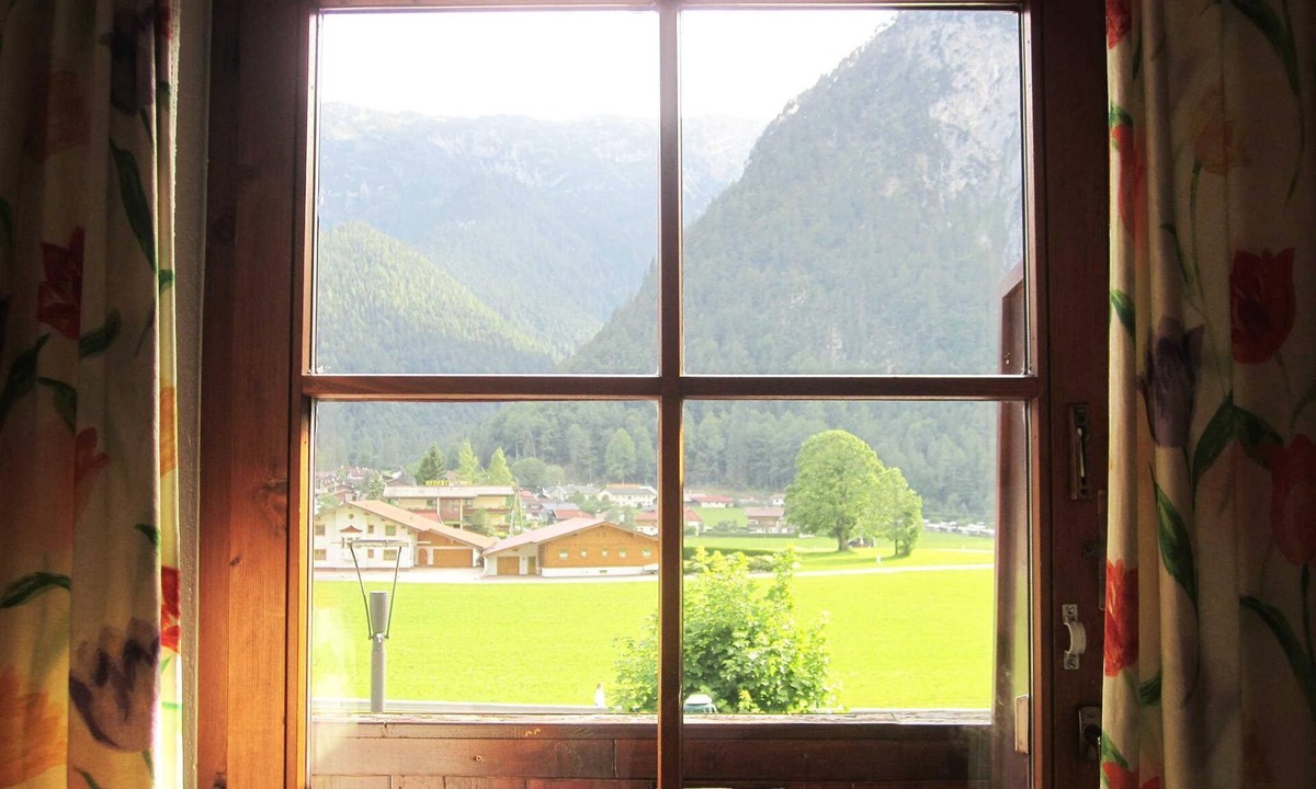 Maurach Cottage | Single room (12 m²) - balcony from 7 nights - Hotel Klingler - adjoining building