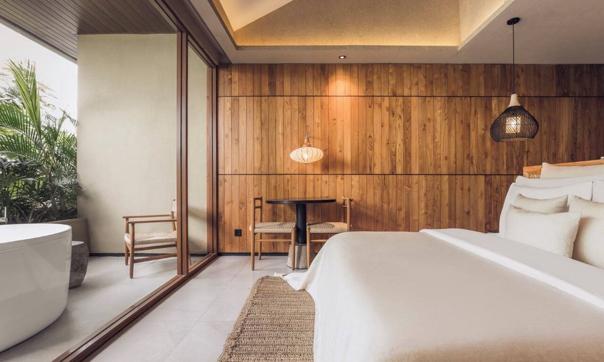 Sunset Road Hotel | Smart Suite with Bathtub in Seminyak