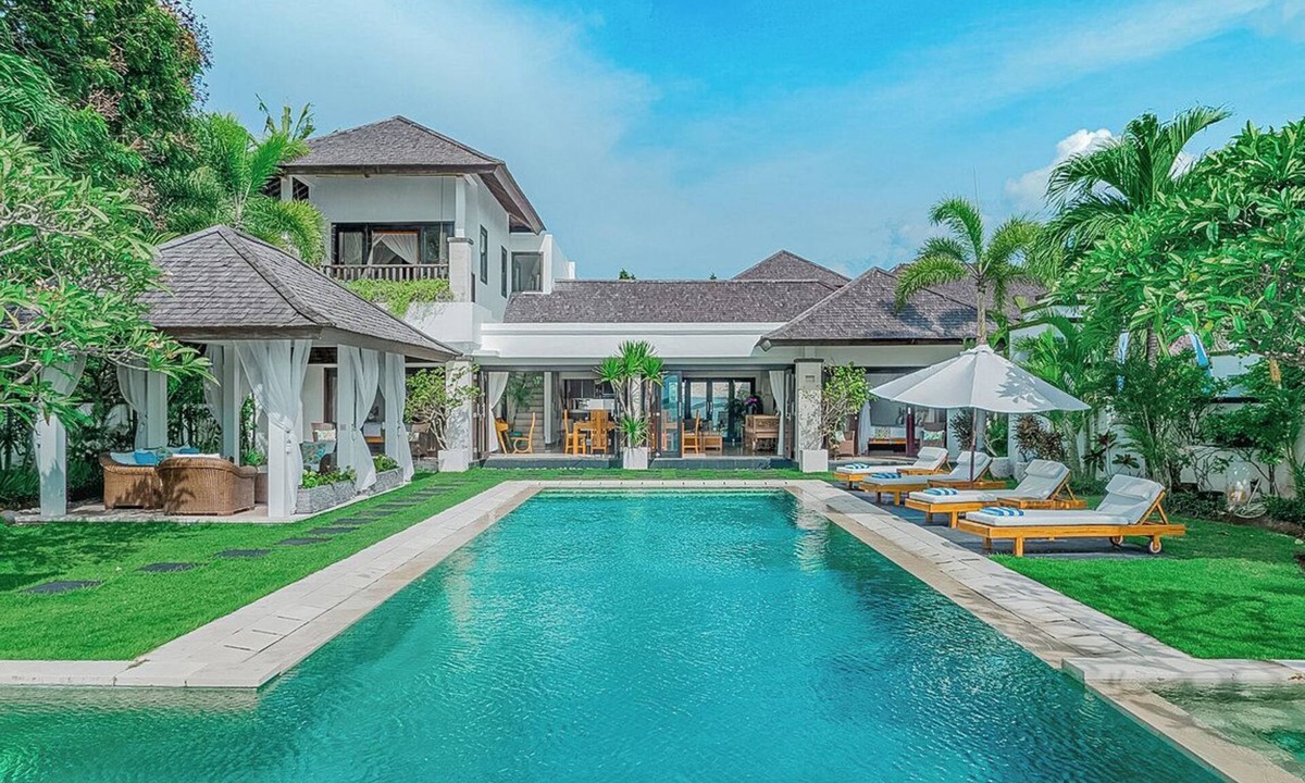 Kuta Selatan Villa | SO3005 - Waterfront 3 Bedroom Villa in Nusa Dua