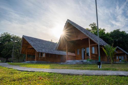 Rumah Santek Resort | Sofanda Resort & Dive